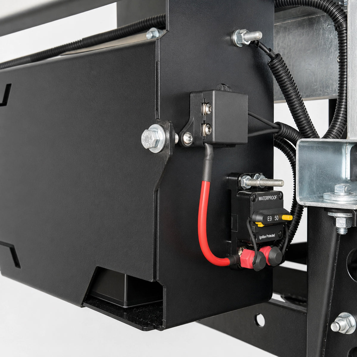 OEX ACX6535 twin in-line MIDI fuse holder installed onto battery tray with circuit breaker