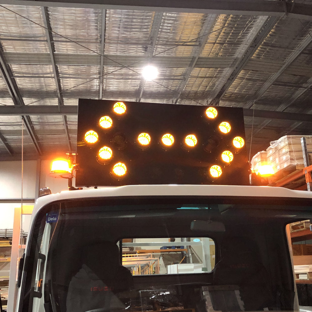 B Class LED Arrow Board Double Sided