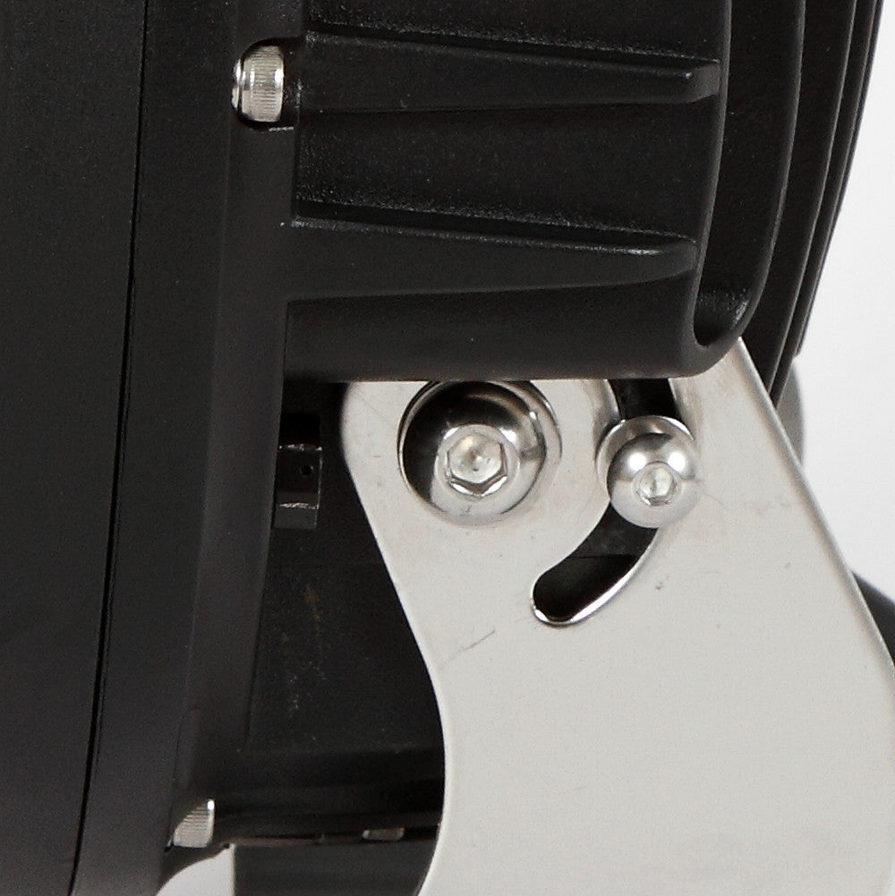 UAG Services 120W 8.7in oval LED driving light