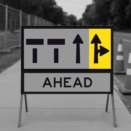 Lane Ahead & Right Turn Open (SYM)